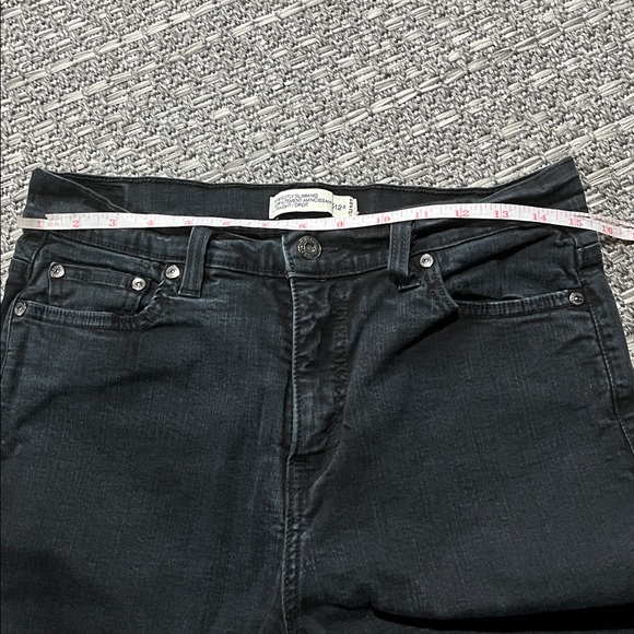 Levi’s | Black Perfectly Slimming Straight Leg Jeans - Picture 10 of 12